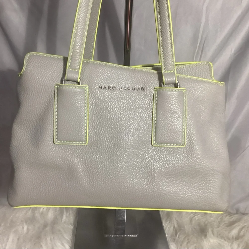 Marc Jacobs this stylish